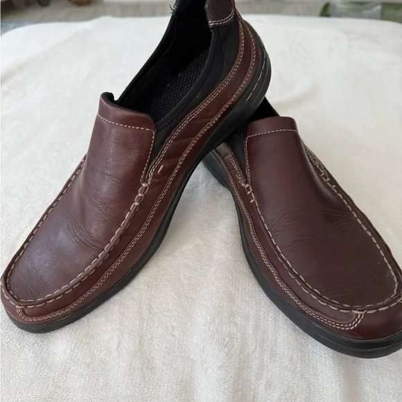 Clarks | Shoes | Clarks Mens Bradley Free Leather Slipon  display picture 1